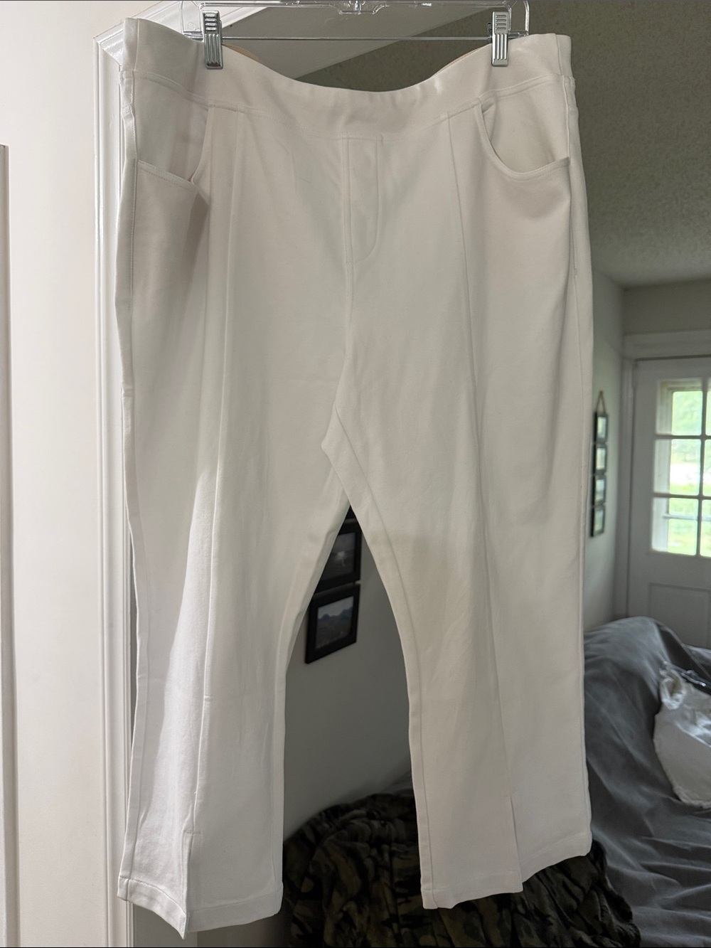 Women’s Belle by Kim Gravel Ponte Seamed & (Front) Slit Cropped Pant Size 22W